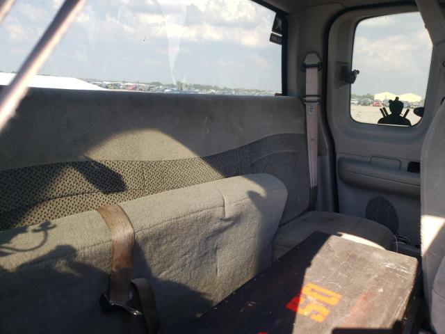 Photo 6 from auction – 2000 FORD F150 with VIN 1FTRX17W6YKA55104