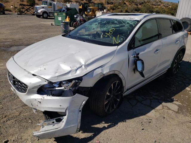 Photo 2 from auction – 2017 VOLVO V60 CROSS with VIN YV440MWK3H1036060