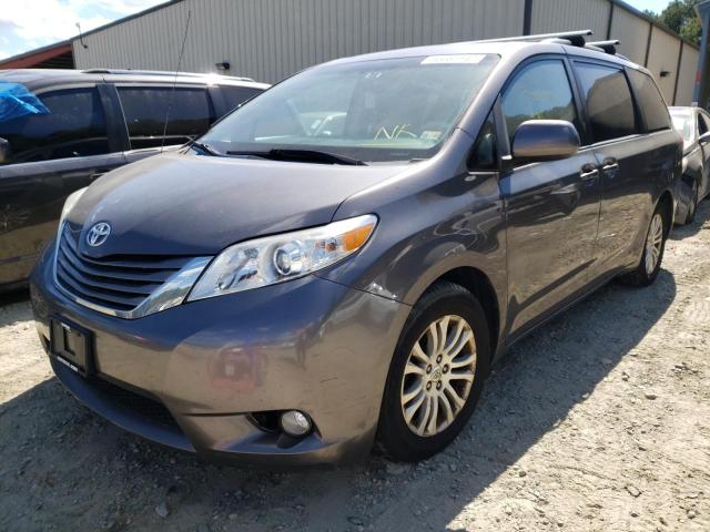 Photo 2 from auction – 2011 TOYOTA SIENNA with VIN 5TDYK3DC3BS095043
