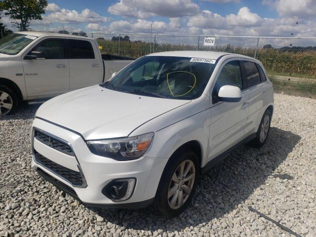 Photo 2 from auction – 2015 MITSUBISHI OUTLANDER with VIN 4A4AR4AUXFE002779