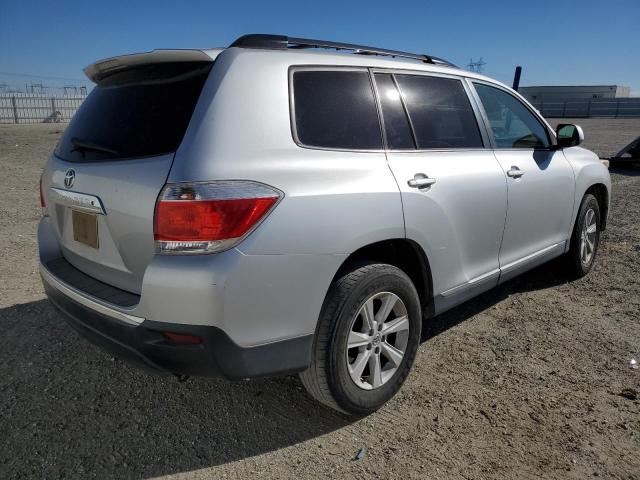 Photo 4 from auction – 2013 TOYOTA HIGHLANDER with VIN 5TDZK3EH1DS102718