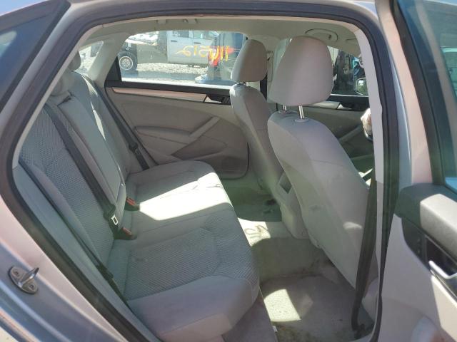 Photo 6 from auction – 2015 VOLKSWAGEN PASSAT S with VIN 1VWAS7A35FC106304