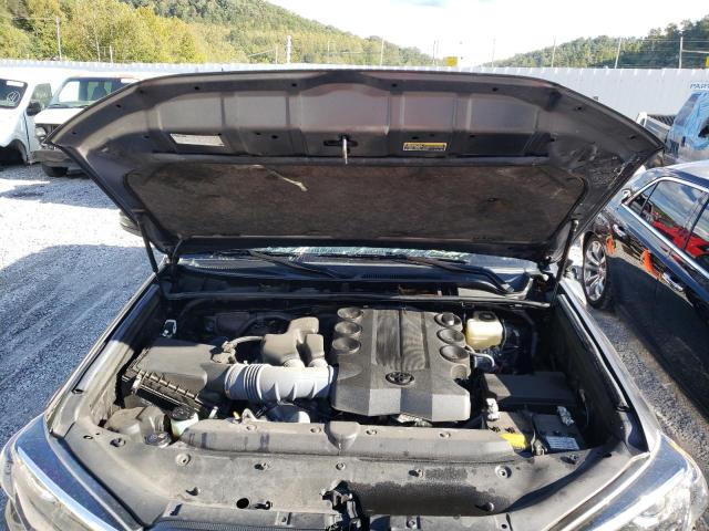 Photo 7 from auction – 2019 TOYOTA 4RUNNER SR with VIN JTEBU5JR5K5616947