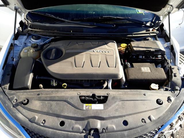 Photo 7 from auction – 2015 CHRYSLER 200 C with VIN 1C3CCCEG6FN523681