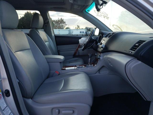 Photo 5 from auction – 2012 TOYOTA HIGHLANDER with VIN 5TDDK3EH2CS170602
