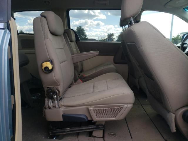 Photo 6 from auction – 2010 CHRYSLER TOWN & COU with VIN 2A4RR4DE1AR142871