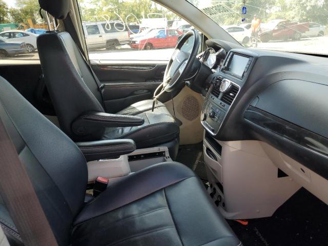 Photo 5 from auction – 2014 CHRYSLER TOWN & COU with VIN 2C4RC1BG0ER441073