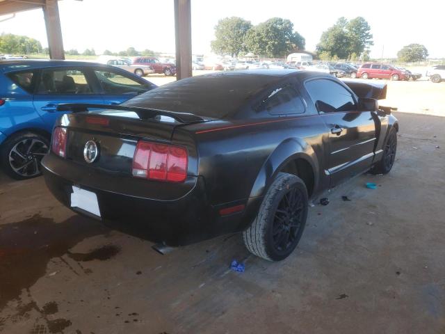 Photo 4 from auction – 2005 FORD MUSTANG with VIN 1ZVFT80N955144679