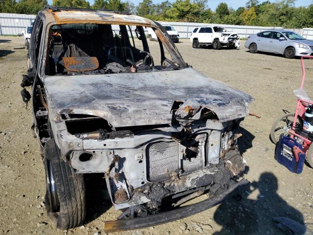 Photo 9 from auction – 2002 MERCURY MOUNTAINEE with VIN 4M2ZU86E72UJ27704