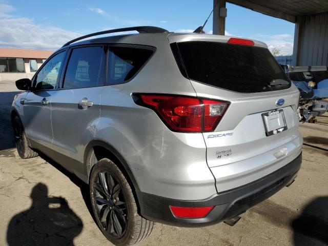 Photo 3 from auction – 2019 FORD ESCAPE SE with VIN 1FMCU9GD1KUC06191
