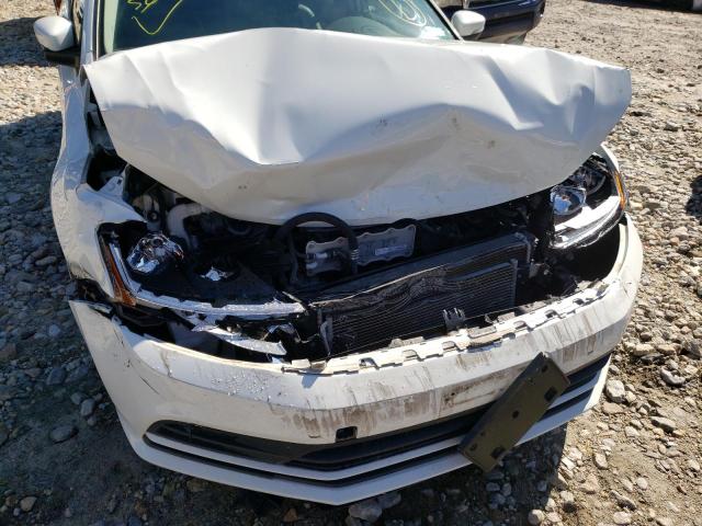 Photo 9 from auction – 2017 VOLKSWAGEN JETTA SE with VIN 3VWDB7AJ9HM290434