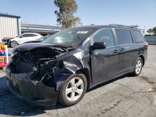 Photo 2 from auction – 2017 TOYOTA SIENNA LE with VIN 5TDKZ3DC9HS831168