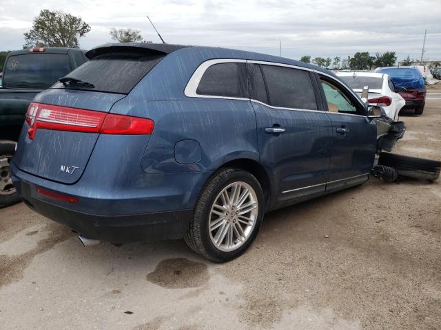 Photo 4 from auction – 2019 LINCOLN MKT with VIN 2LMHJ5AT7KBL00299