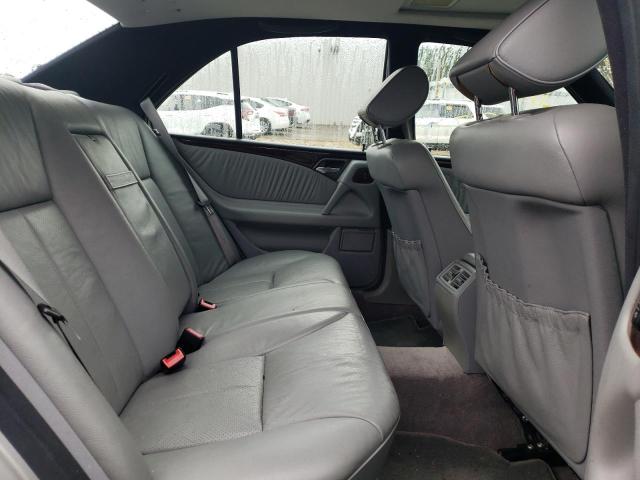 Photo 6 from auction – 1997 MERCEDES-BENZ E320 with VIN WDBJF55F8VJ032420