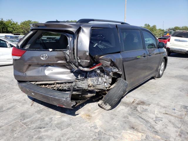 Photo 4 from auction – 2013 TOYOTA SIENNA LE with VIN 5TDKK3DC4DS402325