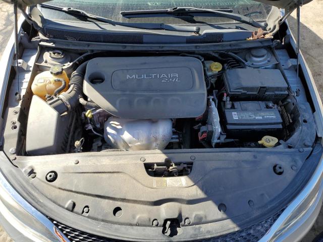 Photo 7 from auction – 2015 CHRYSLER 200 LIMITE with VIN 1C3CCCAB9FN670538