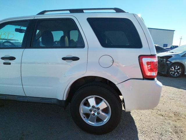 Photo 9 from auction – 2010 FORD ESCAPE XLT with VIN 1FMCU9DG3AKD27135