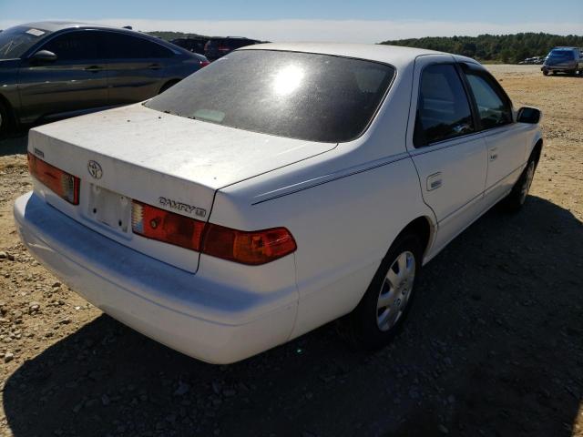 Photo 4 from auction – 2000 TOYOTA CAMRY CE with VIN 4T1BG22K6YU960177