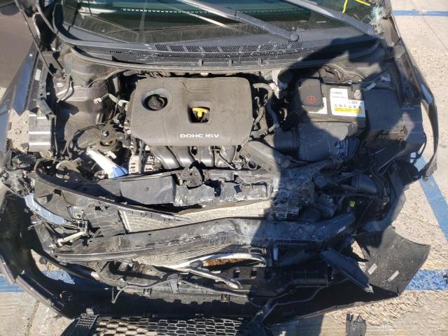 Photo 7 from auction – 2017 KIA FORTE LX with VIN 3KPFK4A76HE149068