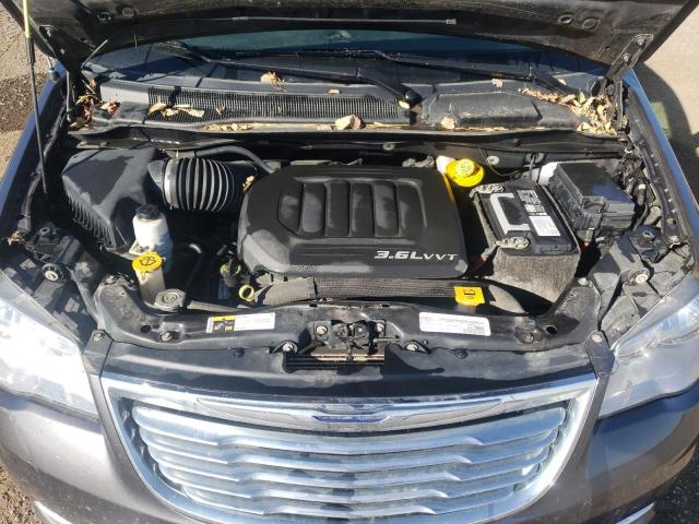 Photo 7 from auction – 2016 CHRYSLER TOWN & COU with VIN 2C4RC1CG9GR215227