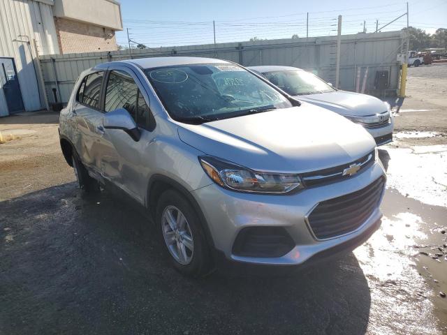 CHEVROLET TRAX LS 2020 with VIN KL7CJKSB5LB029715 - Photo from auction