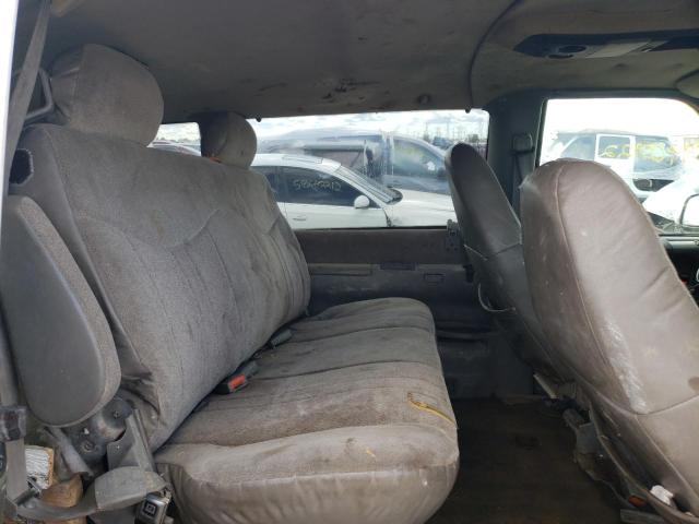 Photo 6 from auction – 2002 CHEVROLET ASTRO with VIN 1GNEL19XX2B102875