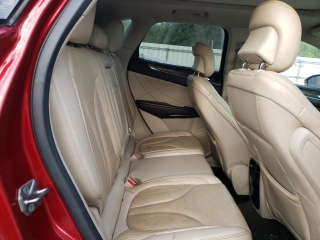Photo 6 from auction – 2017 LINCOLN MKC RESERV with VIN 5LMCJ3C90HUL13102
