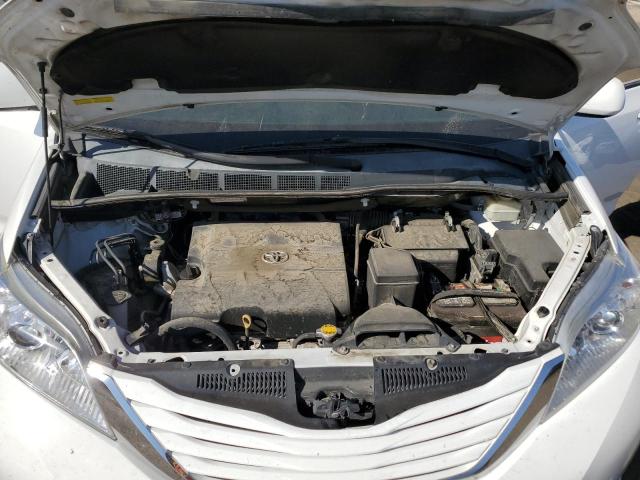 Photo 7 from auction – 2016 TOYOTA SIENNA LE with VIN 5TDKK3DCXGS718848