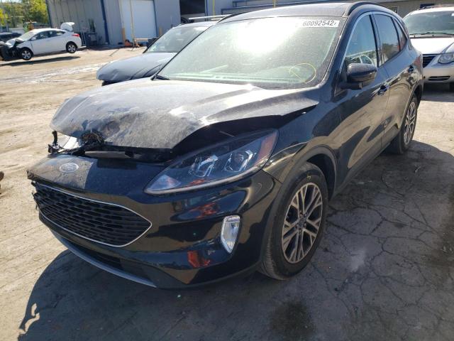 Photo 2 from auction – 2021 FORD ESCAPE SEL with VIN 1FMCU0H61MUB07885