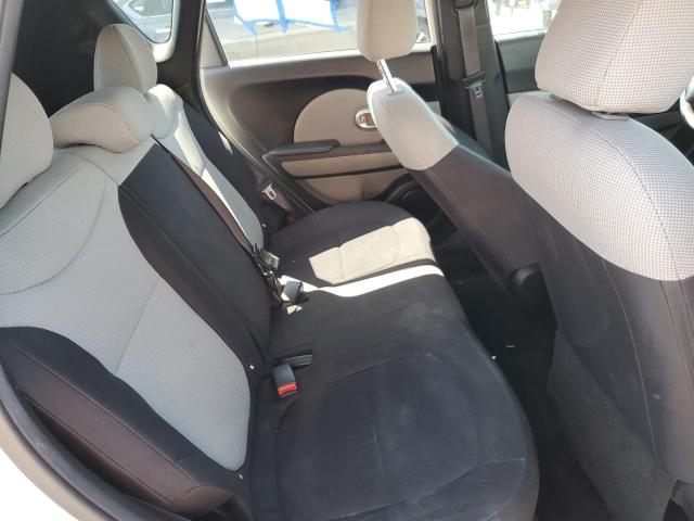 Photo 6 from auction – 2015 KIA SOUL with VIN KNDJN2A29F7174781