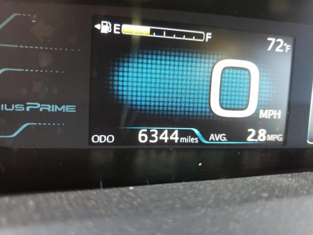 Photo 8 from auction – 2018 TOYOTA PRIUS PRIM with VIN JTDKARFP1J3093741