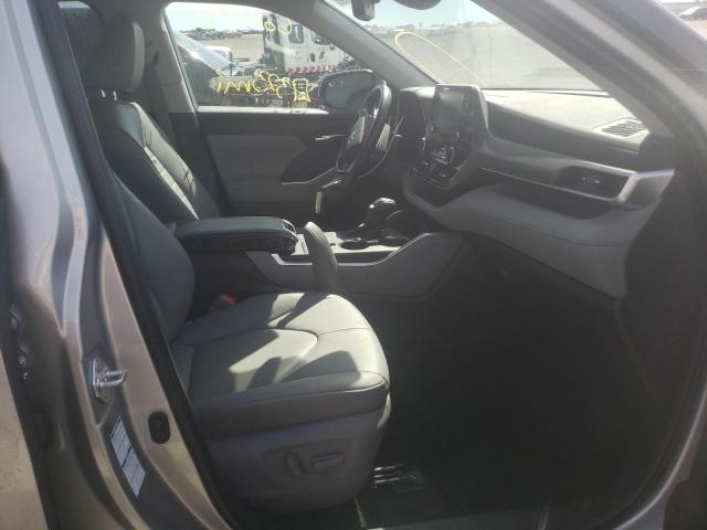 Photo 5 from auction – 2021 TOYOTA HIGHLANDER with VIN 5TDGZRBHXMS559280