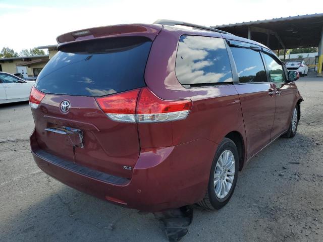 Photo 4 from auction – 2011 TOYOTA SIENNA XLE with VIN 5TDYK3DC4BS044313
