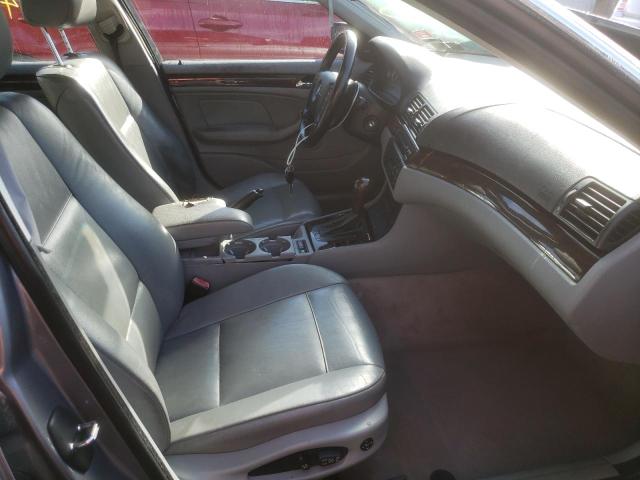Photo 5 from auction – 2005 BMW 330 XI with VIN WBAEW53495PN37140