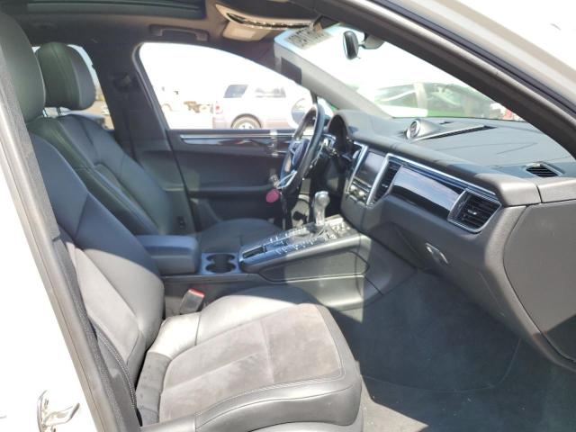 Photo 5 from auction – 2016 PORSCHE MACAN S with VIN WP1AB2A52GLB41373