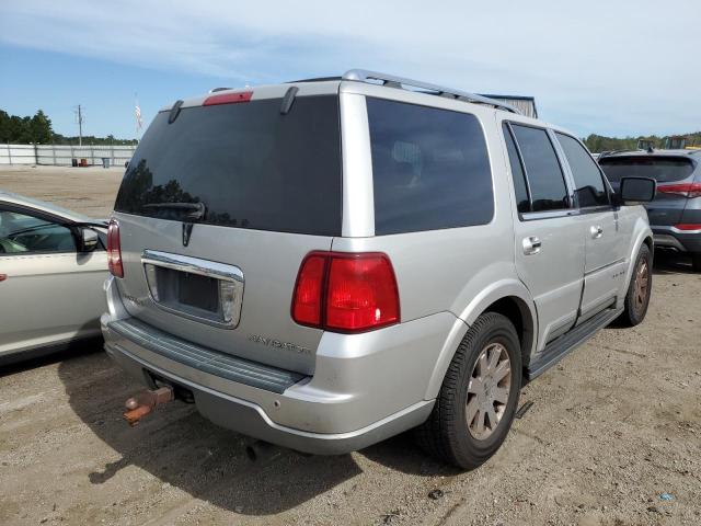 Photo 4 from auction – 2004 LINCOLN NAVIGATOR with VIN 5LMFU27R24LJ08602
