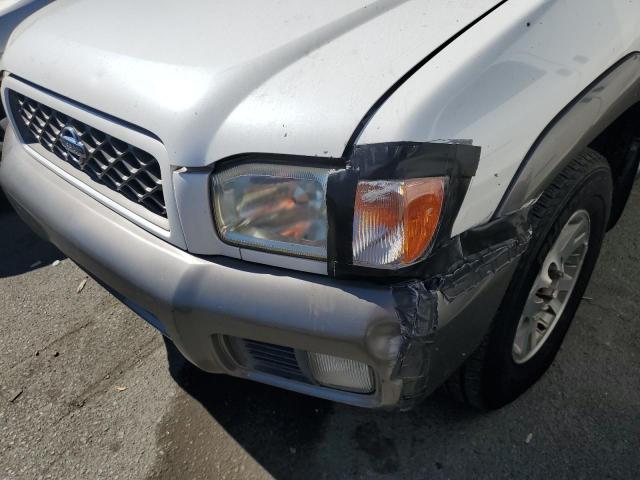 Photo 9 from auction – 2001 NISSAN PATHFINDER with VIN JN8DR07YX1W530255