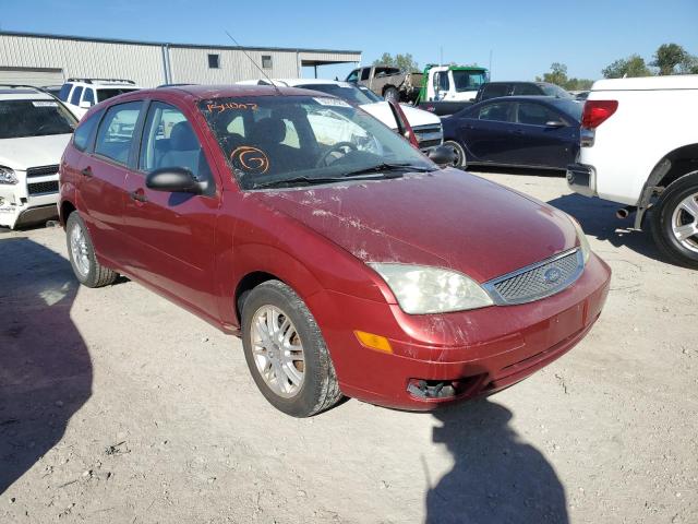 FORD FOCUS ZX5 2005 with VIN 3FAFP37N15R154402 - Photo from auction
