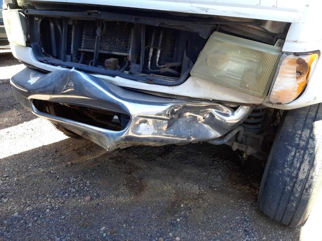 Photo 9 from auction – 2002 FORD ECONOLINE with VIN 1FBSS31L92HA71395