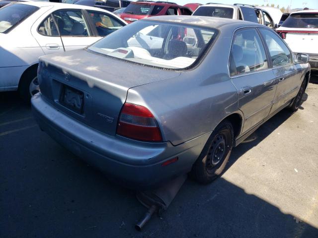 Photo 4 from auction – 1994 HONDA ACCORD with VIN JHMCD5647RC107193