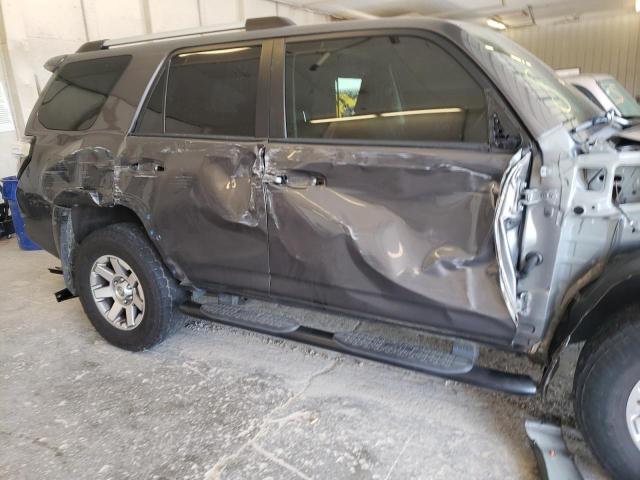 Photo 9 from auction – 2016 TOYOTA 4RUNNER SR with VIN JTEBU5JR5G5370778