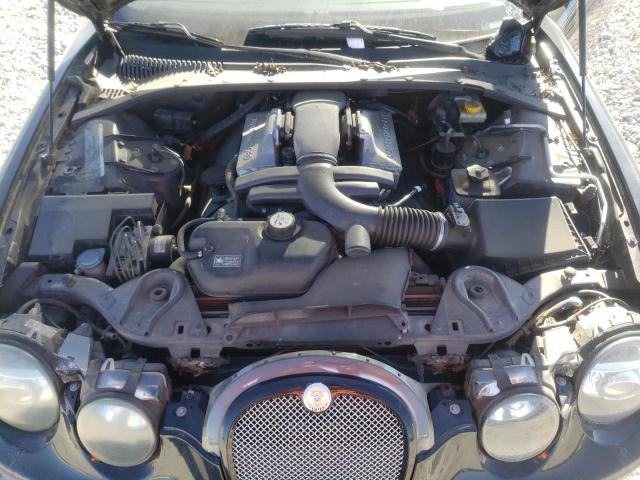 Photo 7 from auction – 2005 JAGUAR S-TYPE R with VIN SAJWA03V151N30866