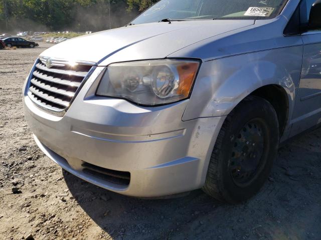 Photo 9 from auction – 2009 CHRYSLER TOWN & COU with VIN 2A8HR44E49R534362