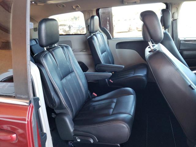 Photo 6 from auction – 2012 CHRYSLER TOWN & COU with VIN 2C4RC1BG8CR187593