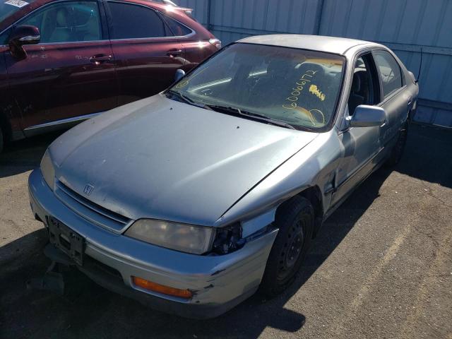 Photo 2 from auction – 1994 HONDA ACCORD with VIN JHMCD5647RC107193