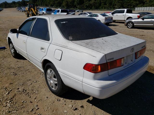 Photo 3 from auction – 2000 TOYOTA CAMRY CE with VIN 4T1BG22K6YU960177