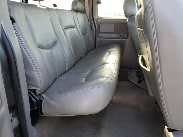 Photo 6 from auction – 2004 CHEVROLET SILVERADO with VIN 2GCEC19T441142071