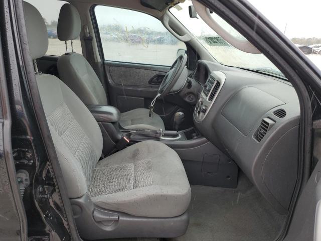 Photo 5 from auction – 2006 FORD ESCAPE with VIN 1FMYU03116KB00726