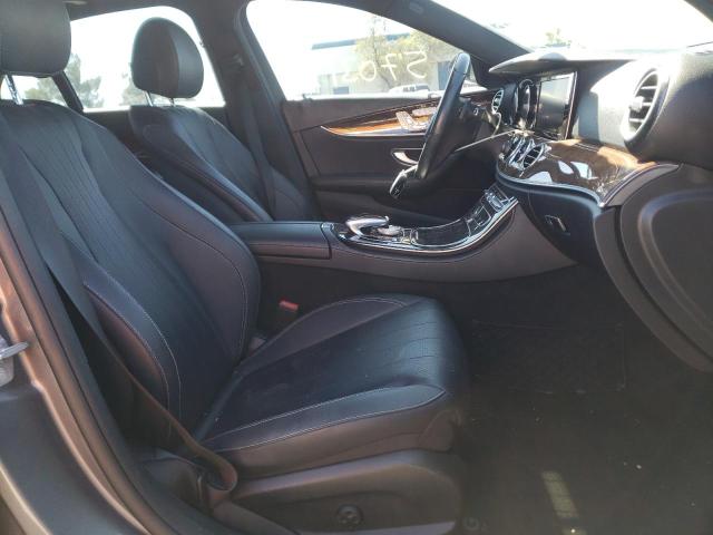 Photo 5 from auction – 2017 MERCEDES-BENZ E 300 with VIN WDDZF4JB1HA026566