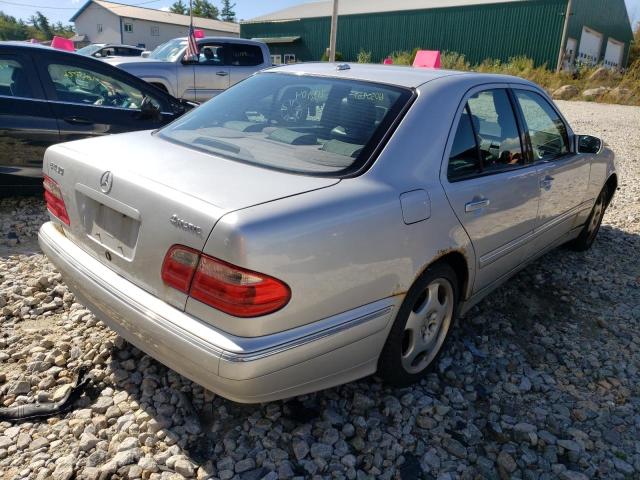 Photo 4 from auction – 2002 MERCEDES-BENZ E 430 with VIN WDBJF83J82X069646